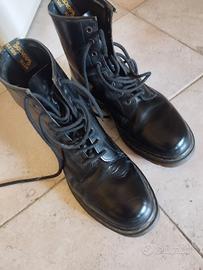 Dr. Martes made in England 46