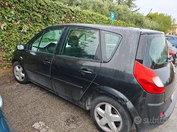 Renault Scenic  2 serie Autocarro 