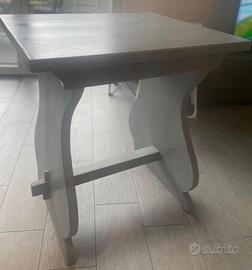 Tavolino stile shabby grigio