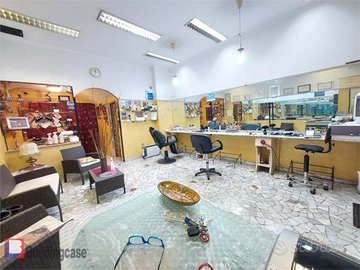 Salone Barbiere arredato