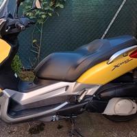 Yamaha X-Max 250 - 2006