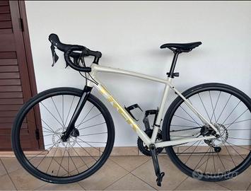 Trek domane al 4 pari al nuovo