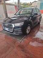 Audi Q5 2.0 TDI quattro S tronic Business