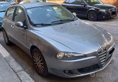 Alfa Romeo 147