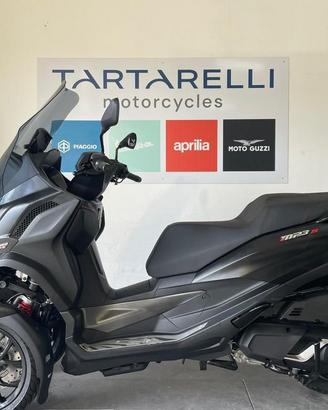 Piaggio MP3 400 hpe MP3 400 HPE SPORT E5 RST ...