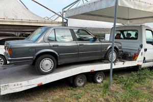 BMW E30 320i  1984 