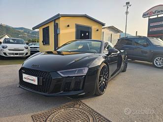 Audi R8 Spyder 5.2 540cv quattro Carboceramica