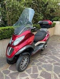 Piaggio MP3  300