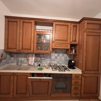 Cucina in legno massello, lunghezza 3 metri