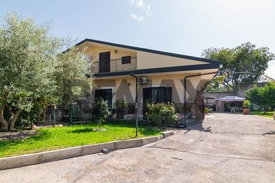Villa a schiera - Acireale