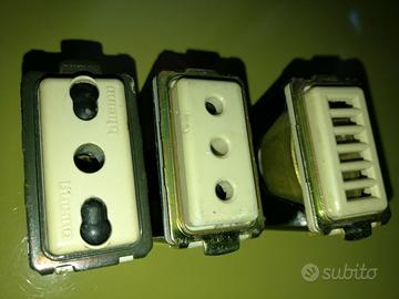 Materiale elettrico bticino