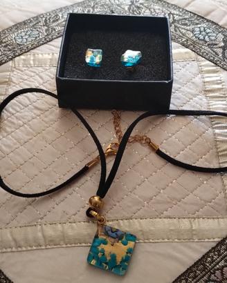 Parure collana e orecchini in vetro di Murano