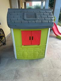 Casetta da esterno SMOBY con tavolo esterno