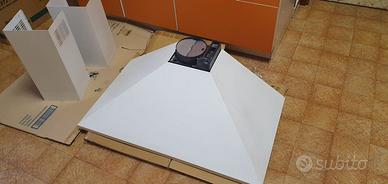 Kappa aspiratrice Whirpool per Ikea
