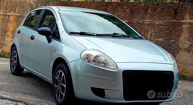 fiat punto leggi...