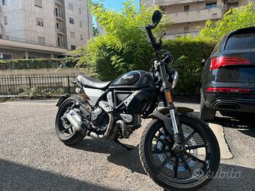 Ducati scrambler 800 unica