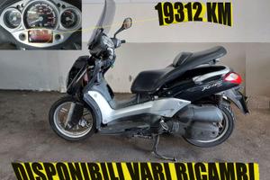 YAMAHA XCITY 125cc ANNO 2016 X RICAMBI