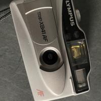 Macchina fotografica olympus a rullino