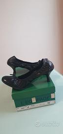 Ballerine con tacchetto n. 35. Nuove.