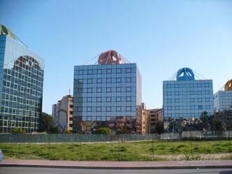 Accoglinte loft con posto auto ascensore