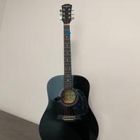 chitarra akustica