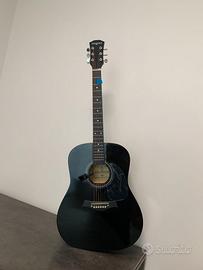 chitarra akustica