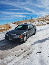 Mercedes CE 200