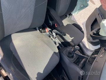 SEDILI ANTERIORI FORD TRANSIT COURIER V769 2026