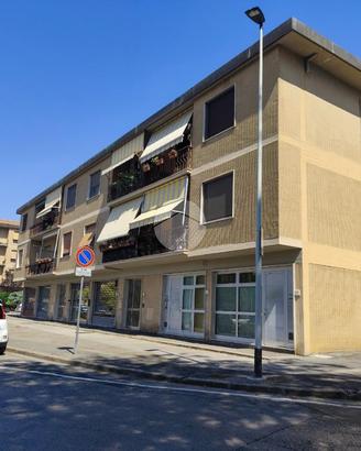 2 LOCALI A FIRENZE