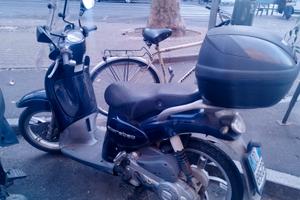 SCARABEO 100 BLU disponibile da APRILE 2026