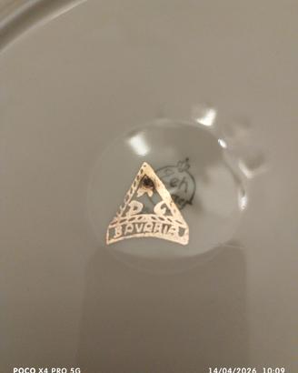piatto in ceramica 