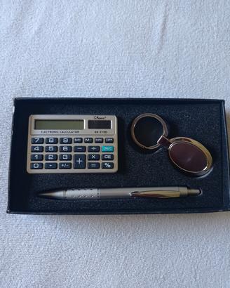 Set Calcolatrice solare Kenko penna e portachiavi 