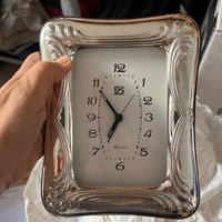 Orologio da tavolo in argento