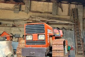 Trattore cingolato Fiat 65/70 ben tenuto