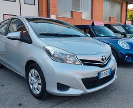 Toyota Yaris 1.0 5P Neopatentati