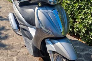 Piaggio Beverly 300