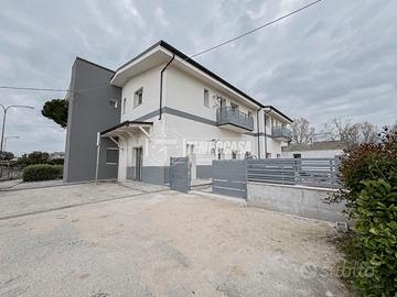 APPARTAMENTO RISTRUTTURATO CON GIARDINO PRIVATO