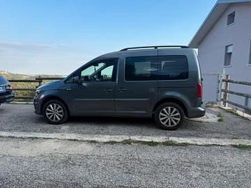 Caddy 2.0 2019 102 cv