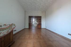 4 LOCALI A ACQUI TERME