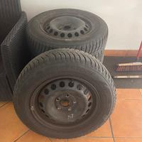 Cerchi golf 15” con gomme termiche 195-65-R15-91T