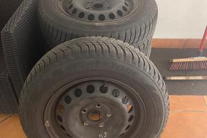 Cerchi golf 15” con gomme termiche 195-65-R15-91T