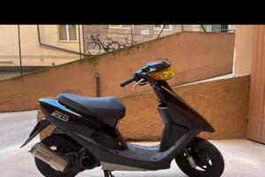 Honda Dio Zx 50 orizzontale