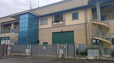 Immobile in asta di 121 m² con 2 locali a Urago d'