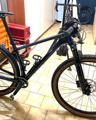 MTB SCOTT SCALE  925 in CARBONIO 