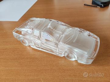 Modello di auto in cristallo Ferrari Testarossa