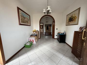 CAZZAGO DI PIANIGA Ampia Casa Singola con scoperto