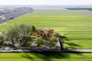 CASA SEMINDIPENDENTE A POGGIO RENATICO