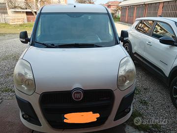 Fiat doblo vettura vetrato