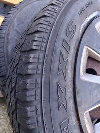  Cerchi e gomme rinforzate 195/65 R16C 8PR Vivaro