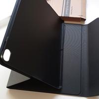 Magnetic case per iPad   Custodia magnetica iPad